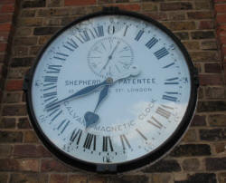 Pitmans Shorthand Christmas Carols: Greenwich Meridian clock, home of Greenwich Mean Time