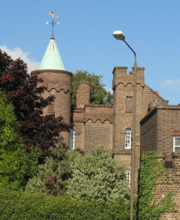 Vanbrugh Castle, Blackheath