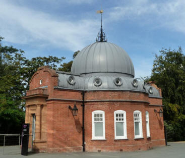 Greenwich Park - Altazimuth Building