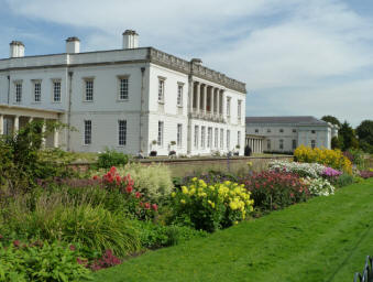 Greenwich - Queen's House - back view