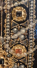 Greenwich - Queen's House - closeup of portrait of Elizabeth I - pearls